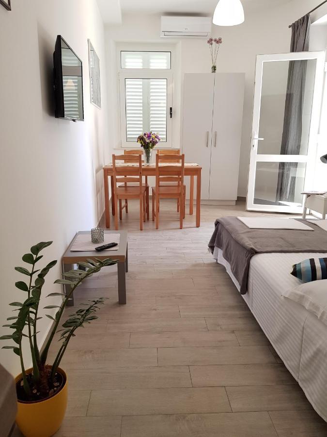 Apartments Ruzica ซาโอสโตรก ภายนอก รูปภาพ